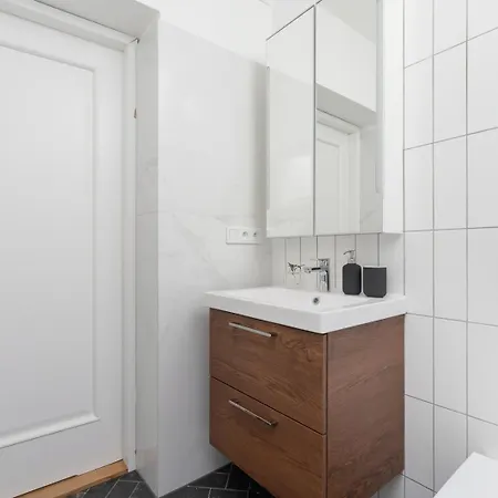 With Balcony - Rejtana 10 *