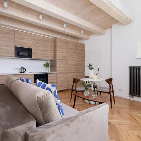 With Balcony - Rejtana 10 شقة كراكوفيا